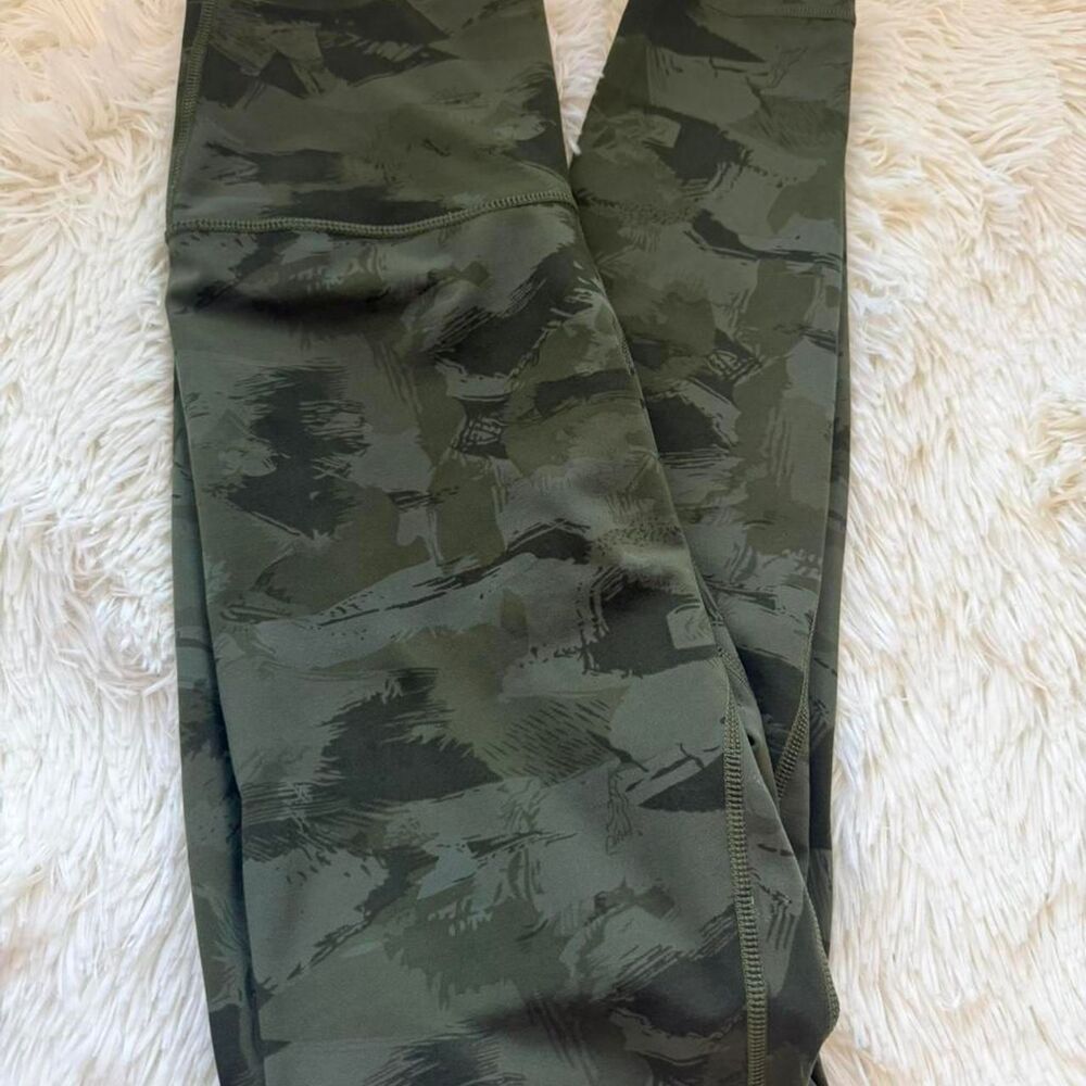 Colorfulkoala Women's Green and Khaki Leggings